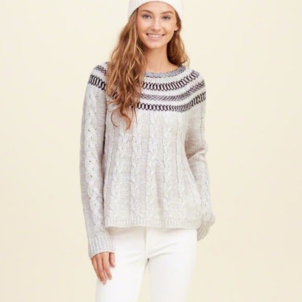 Hollister Chunky Cable Knit Swing Sweater Size L